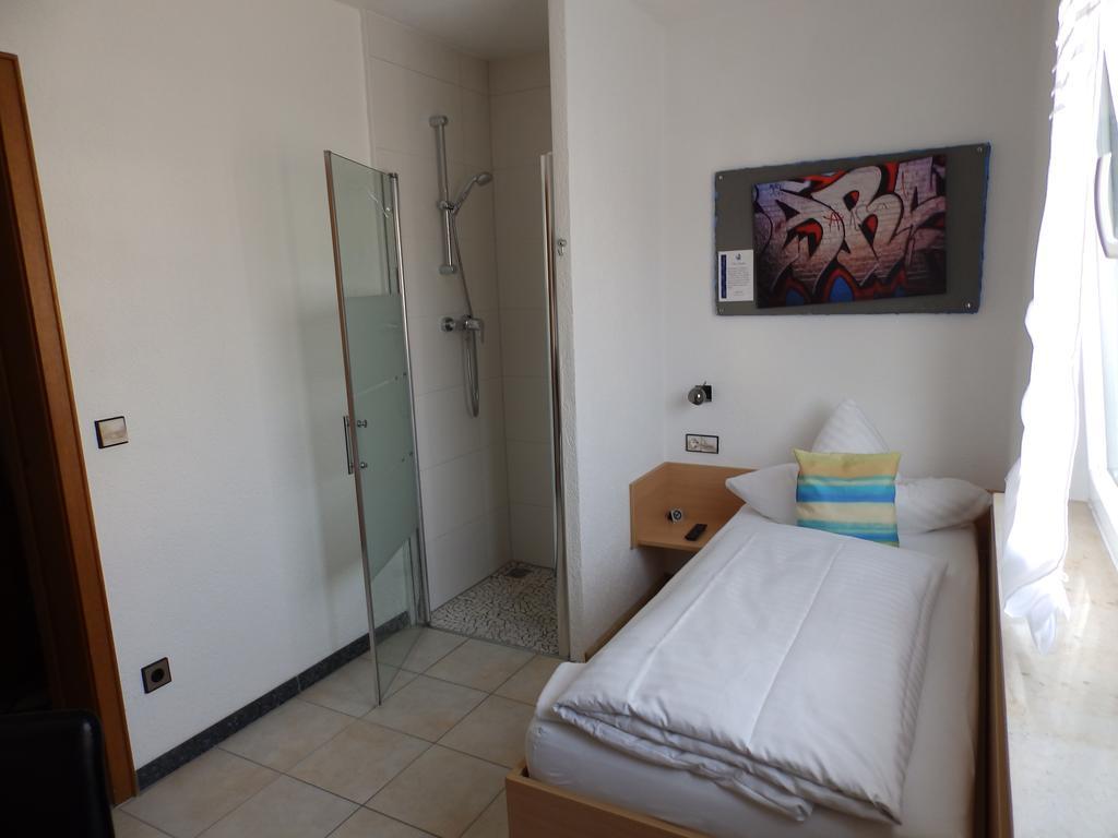 H41 Inn Hotel Garni Freiburg (Adults Only) Gundelfingen  Exteriör bild