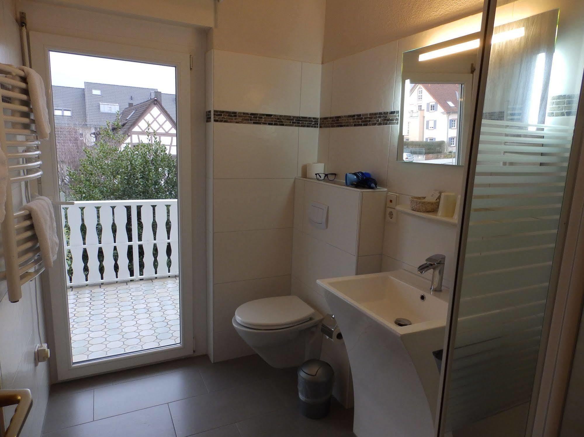H41 Inn Hotel Garni Freiburg (Adults Only) Gundelfingen  Exteriör bild