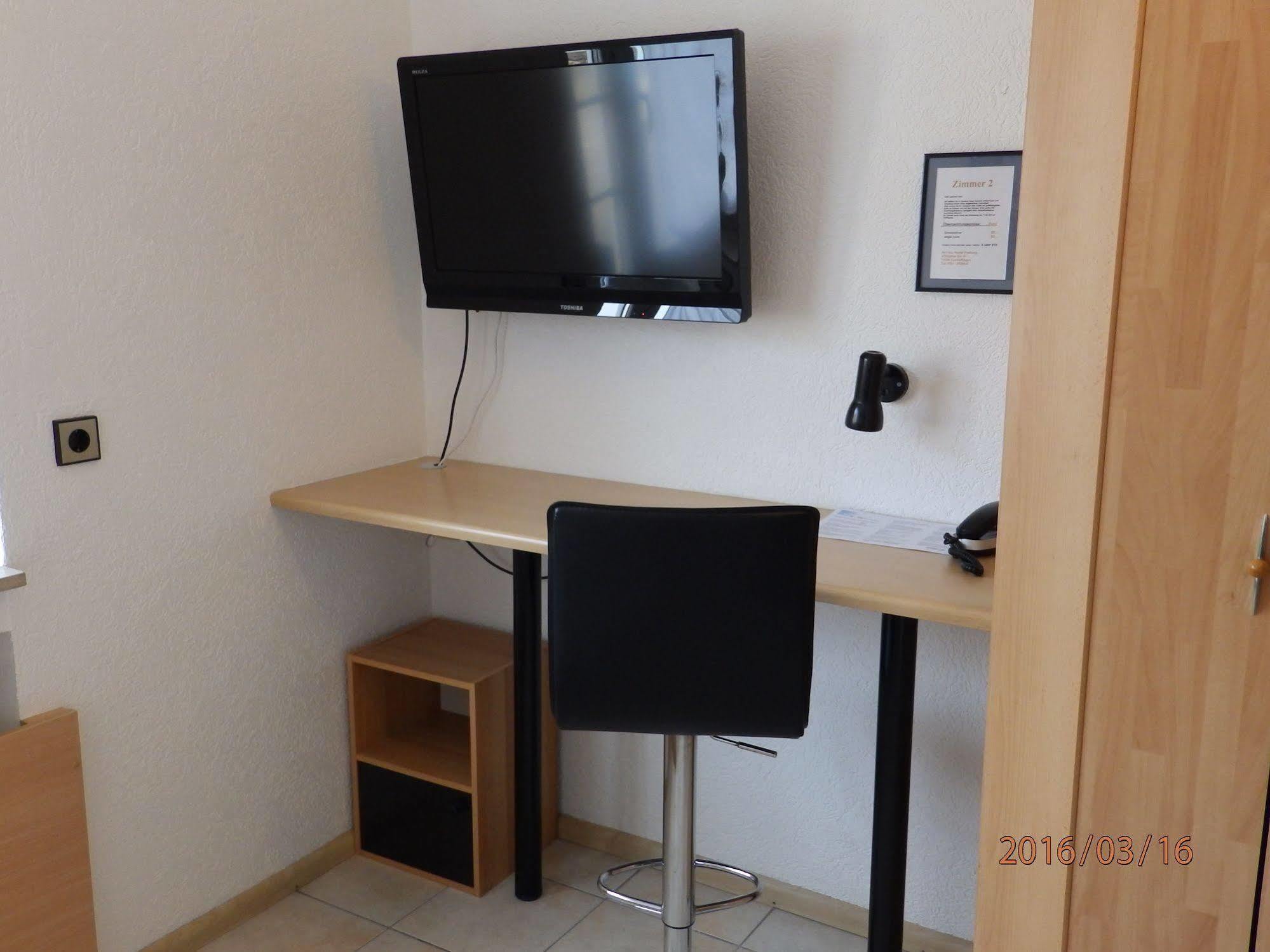 H41 Inn Hotel Garni Freiburg (Adults Only) Gundelfingen  Exteriör bild